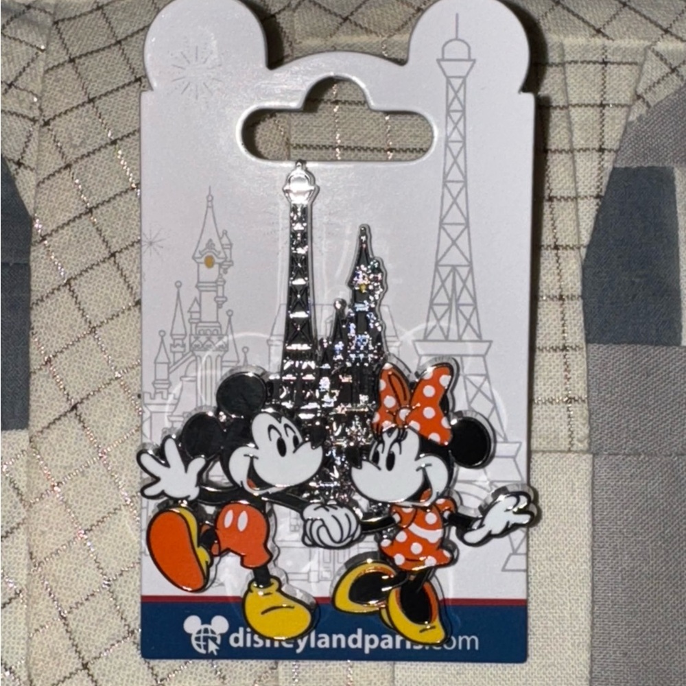 Disneyland Paris Mickey and Minnie Pin